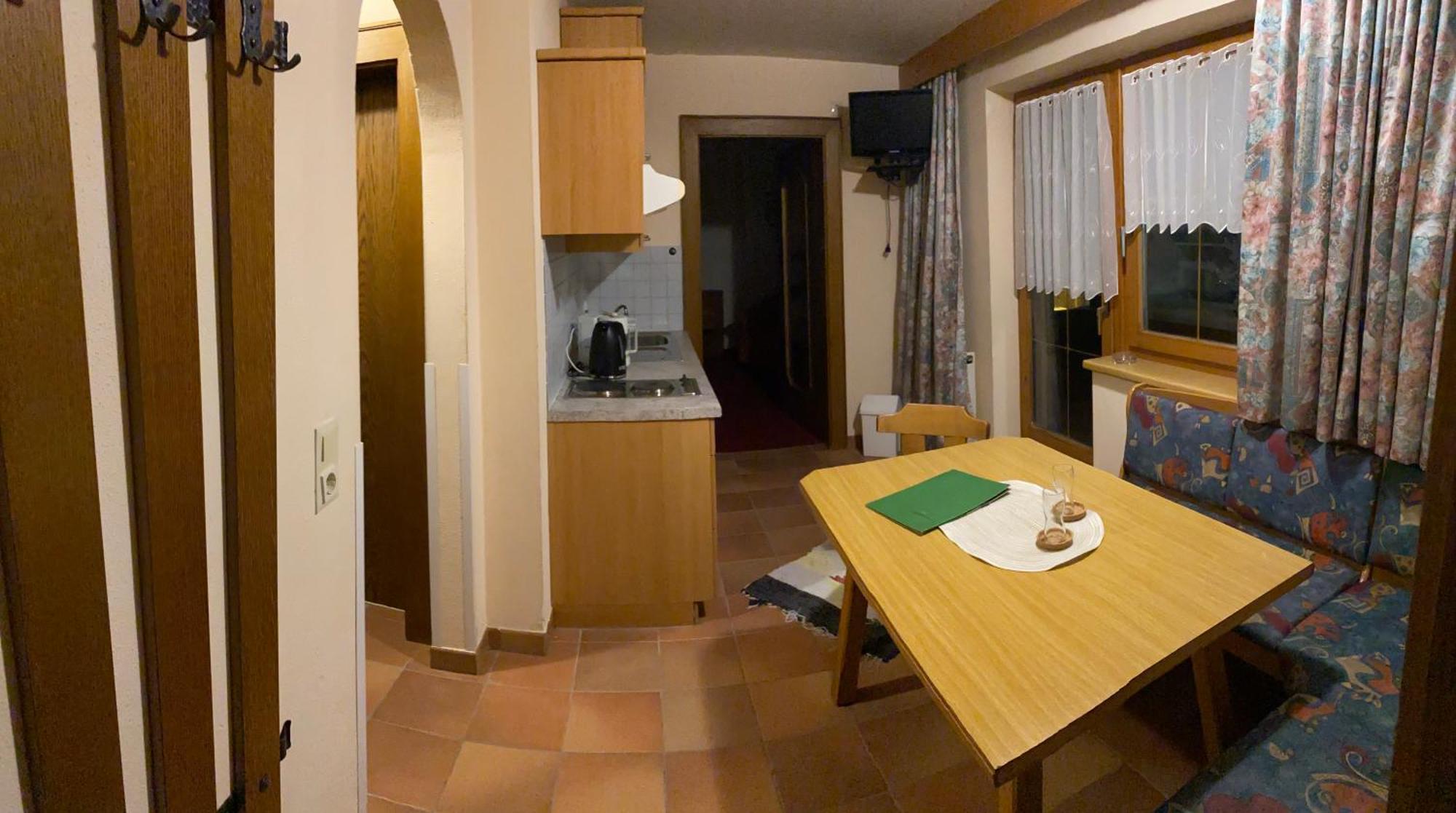 נאודרס Landhaus Engadin מראה חיצוני תמונה