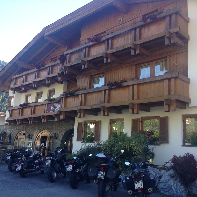 נאודרס Landhaus Engadin מראה חיצוני תמונה