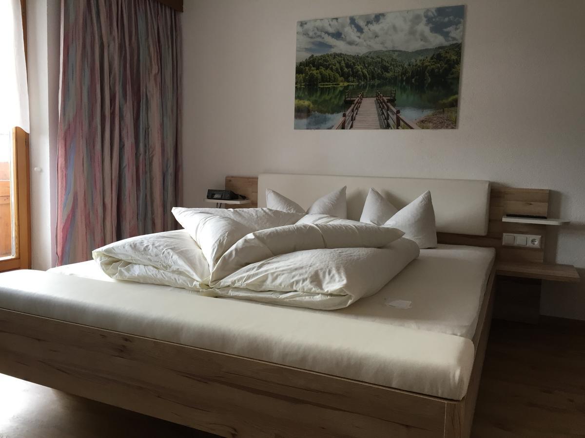 נאודרס Landhaus Engadin מראה חיצוני תמונה